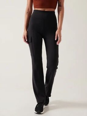 Athleta Delancey Straight Cargo Pant S